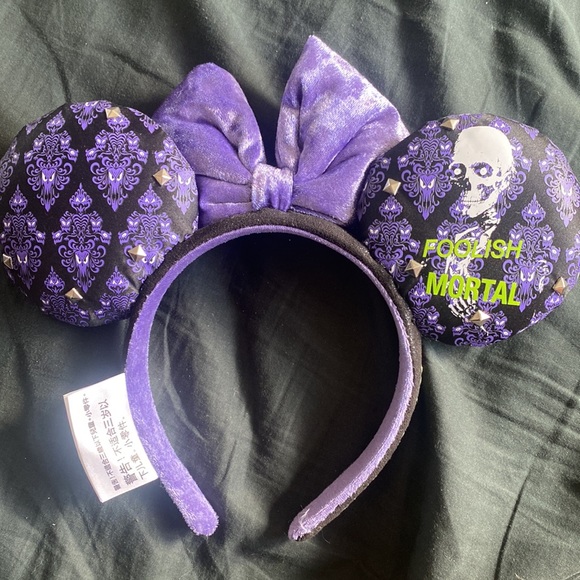 Purple haunted mansion minnie ears main image 3